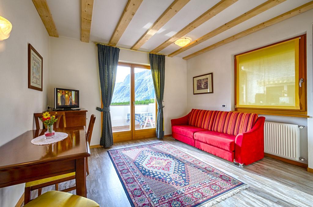 Hotel & Residenz Traubenheim Nalles Pokoj fotografie